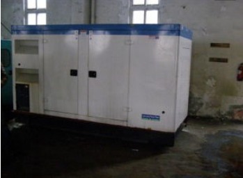 城阳康明斯150kw大型柴油二手发电机组 城阳康明斯150kw大型柴油二手发电机组